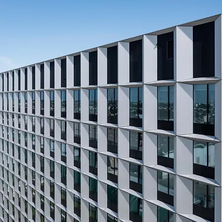 Intercityhotel Hamburg Dammtor-3